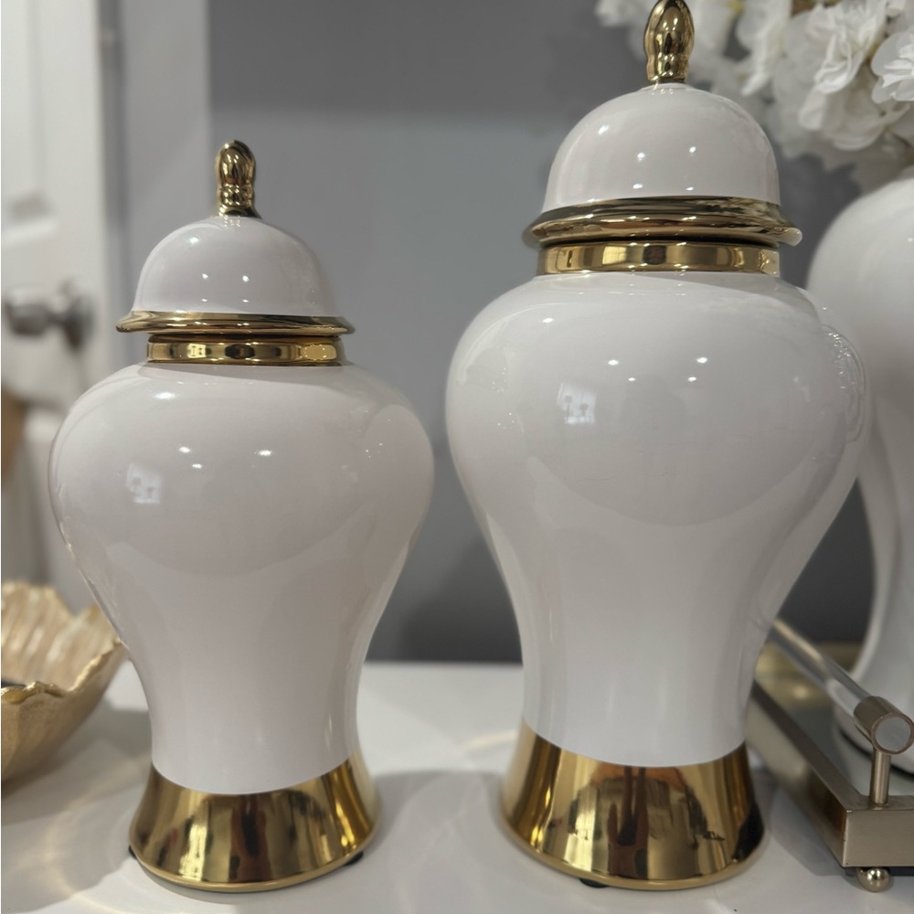 White and Gold Ceramic Jars